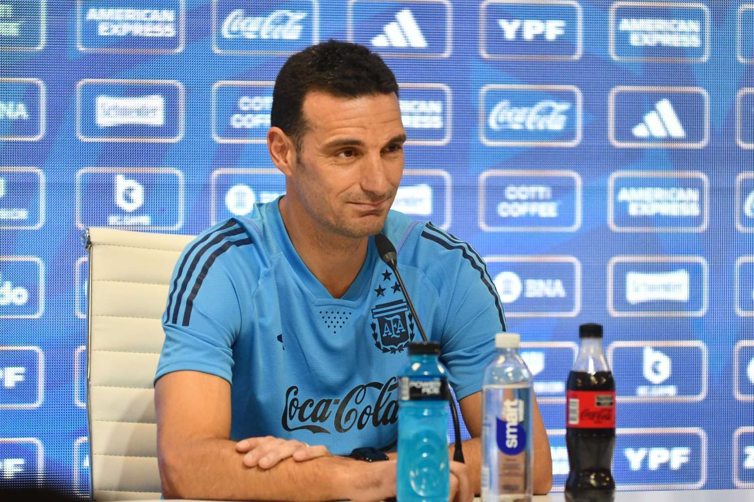 Scaloni confirmó que seguirá siendo el DT de la Selección La Voz de