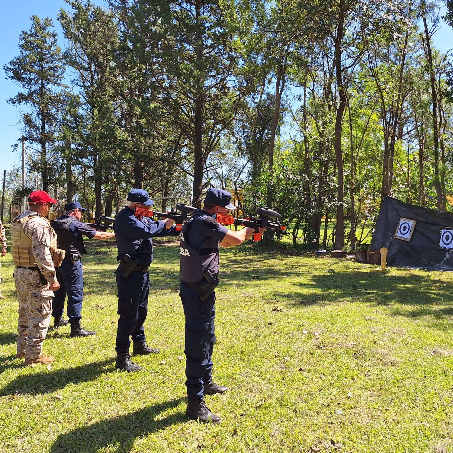 Capacitaron A Polic As En El Uso De Armas No Letales La Voz De San Justo