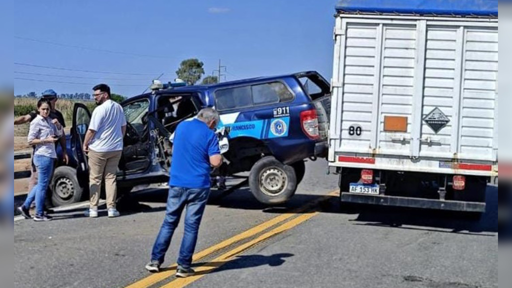 Triple Choque En La Ruta Involucr A M Vil Policial Cami N Y