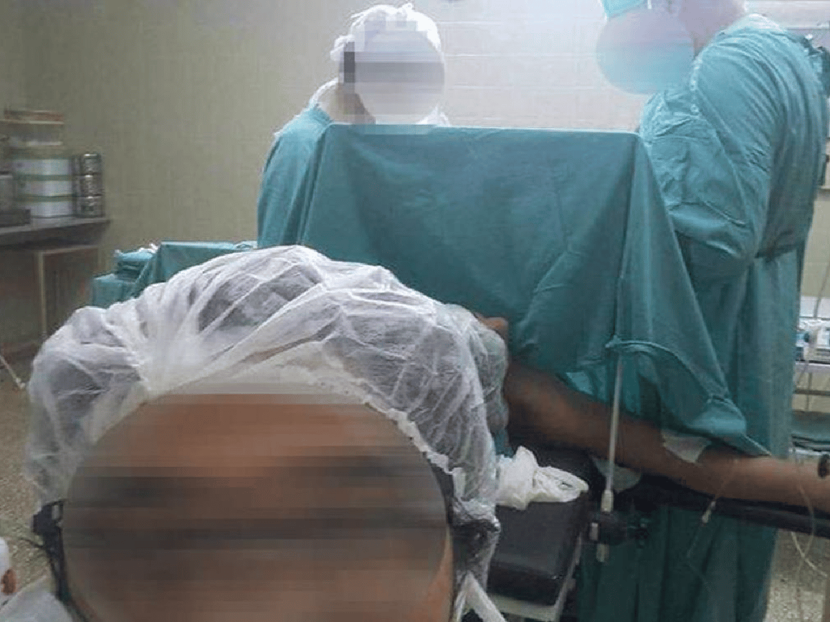 Santiago del Estero: suspenden a anestesista que fotografió a pacientes desnudos 
