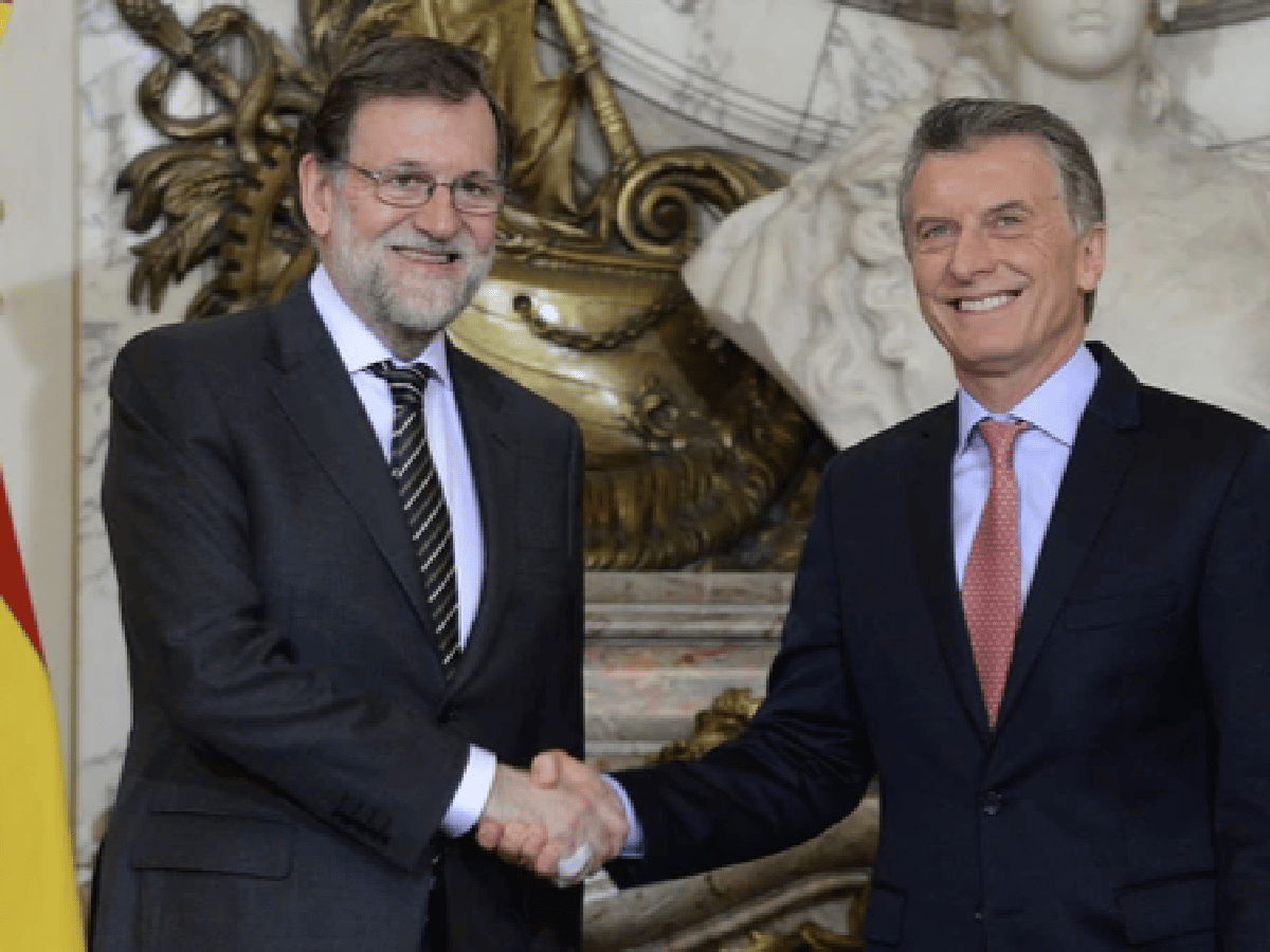 Macri y Rajoy destacaron el "crecimiento" del país 