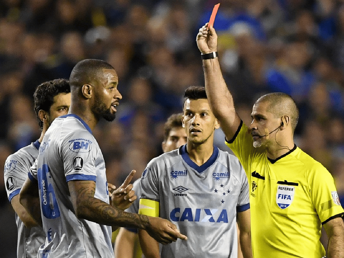 Cruzeiro: Dedé podrá jugar ante Boca