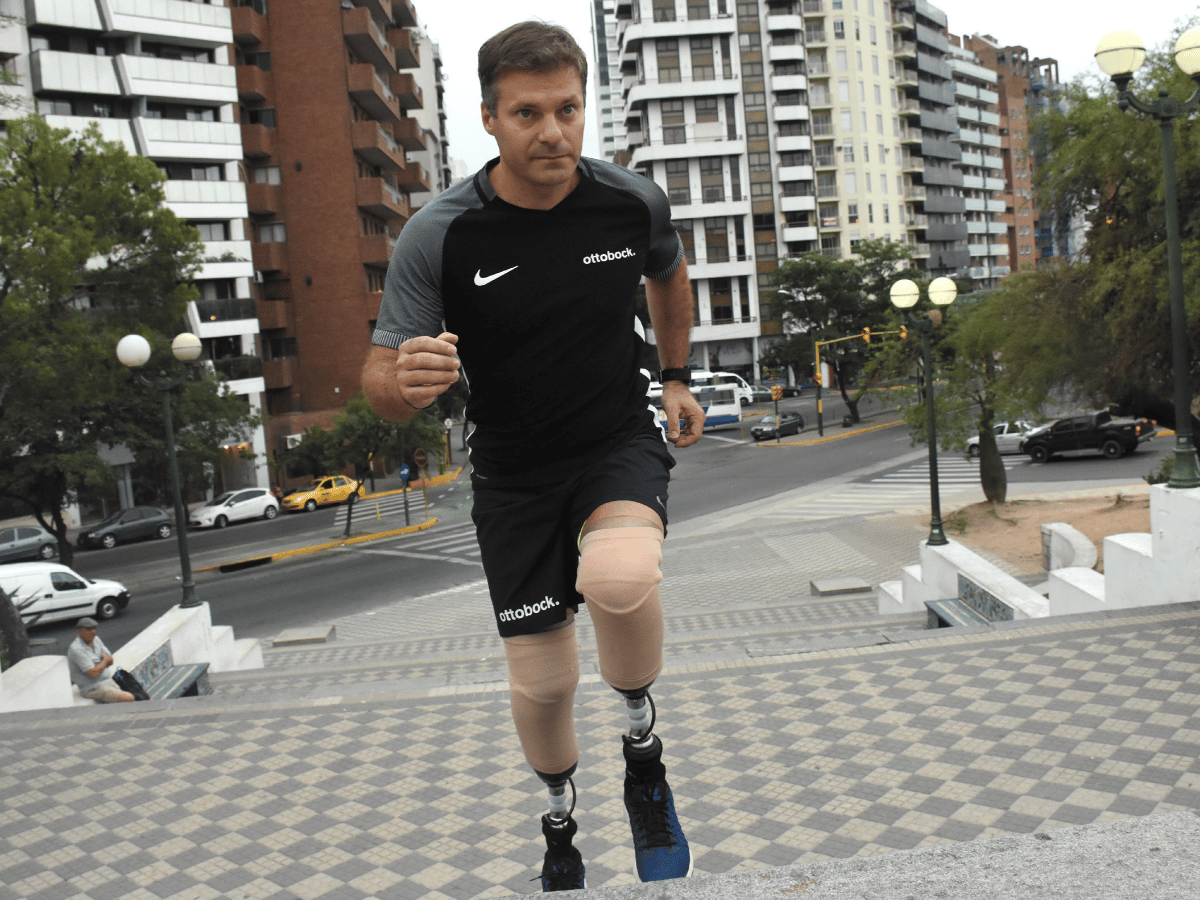 Perdió sus piernas en un accidente, subirá al Aconcagua e irá a  los Paralímpicos de Japón
