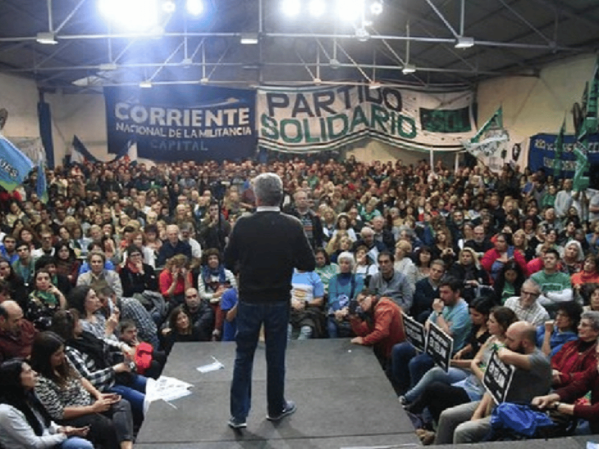 Agustín Rossi propuso un "indulto generalizado" para votantes de Macri