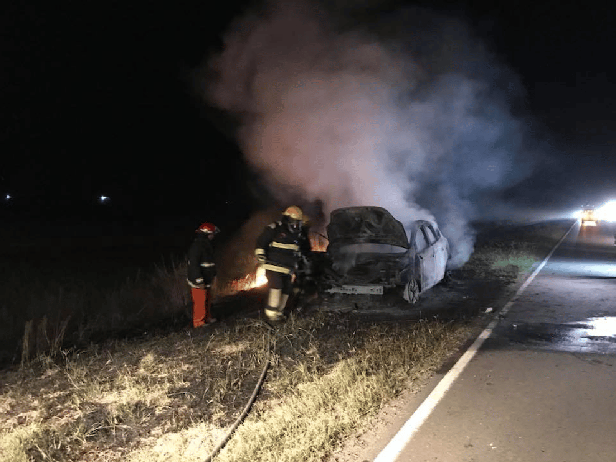 Ruta 17: se incendió el auto donde viajaba el legislador Germán Pratto
