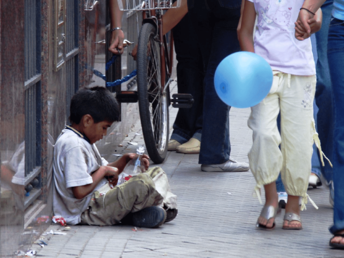Estiman que hay seis millones  de menores pobres: la  tasa más alta, en Córdoba