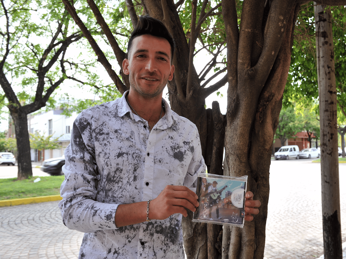 Un trovador del tambo a la ciudad: Lean Paez presenta  su disco “Desde el corazón” 