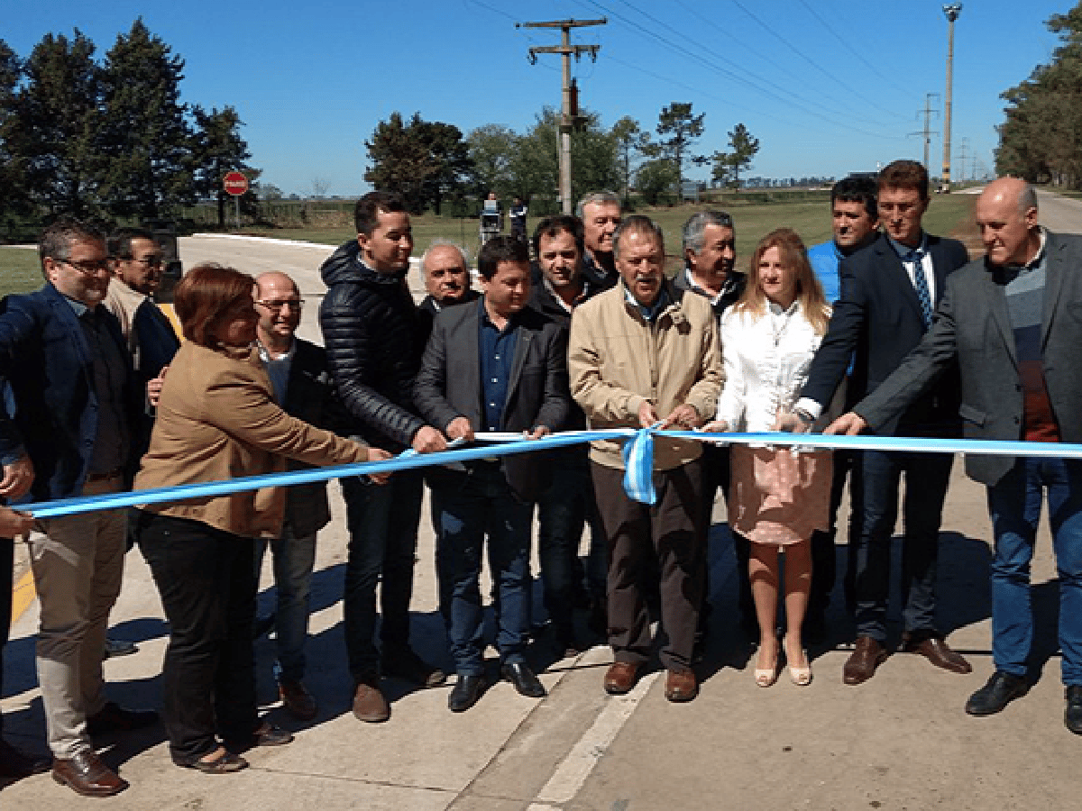 Schiaretti inauguró en Porteña nuevo acceso vial 