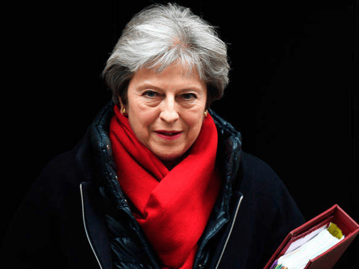 Gran Bretaña: May renunció 