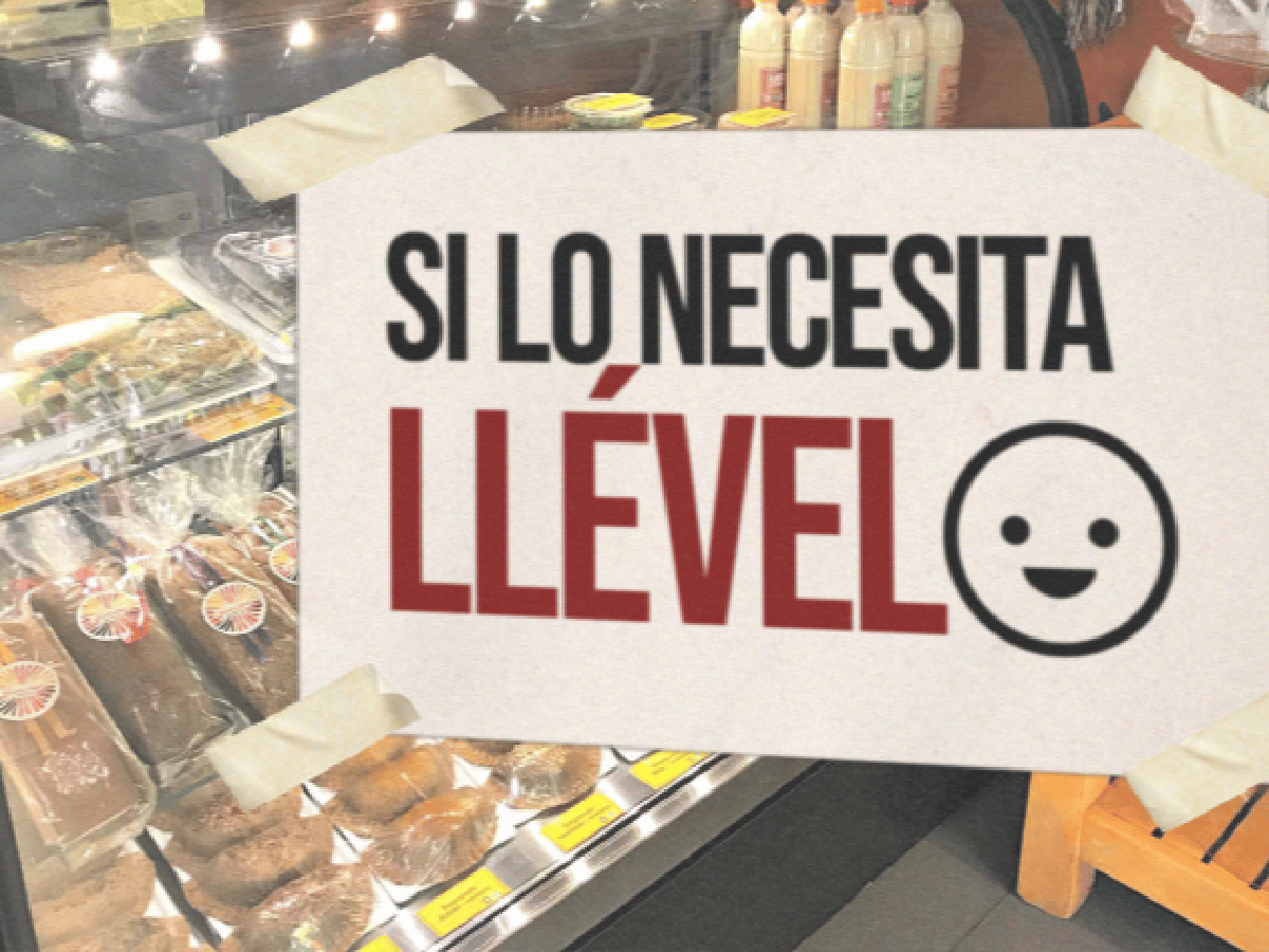 Buenos Aires: a pesar de estar en crisis, regala alimentos en su rotisería