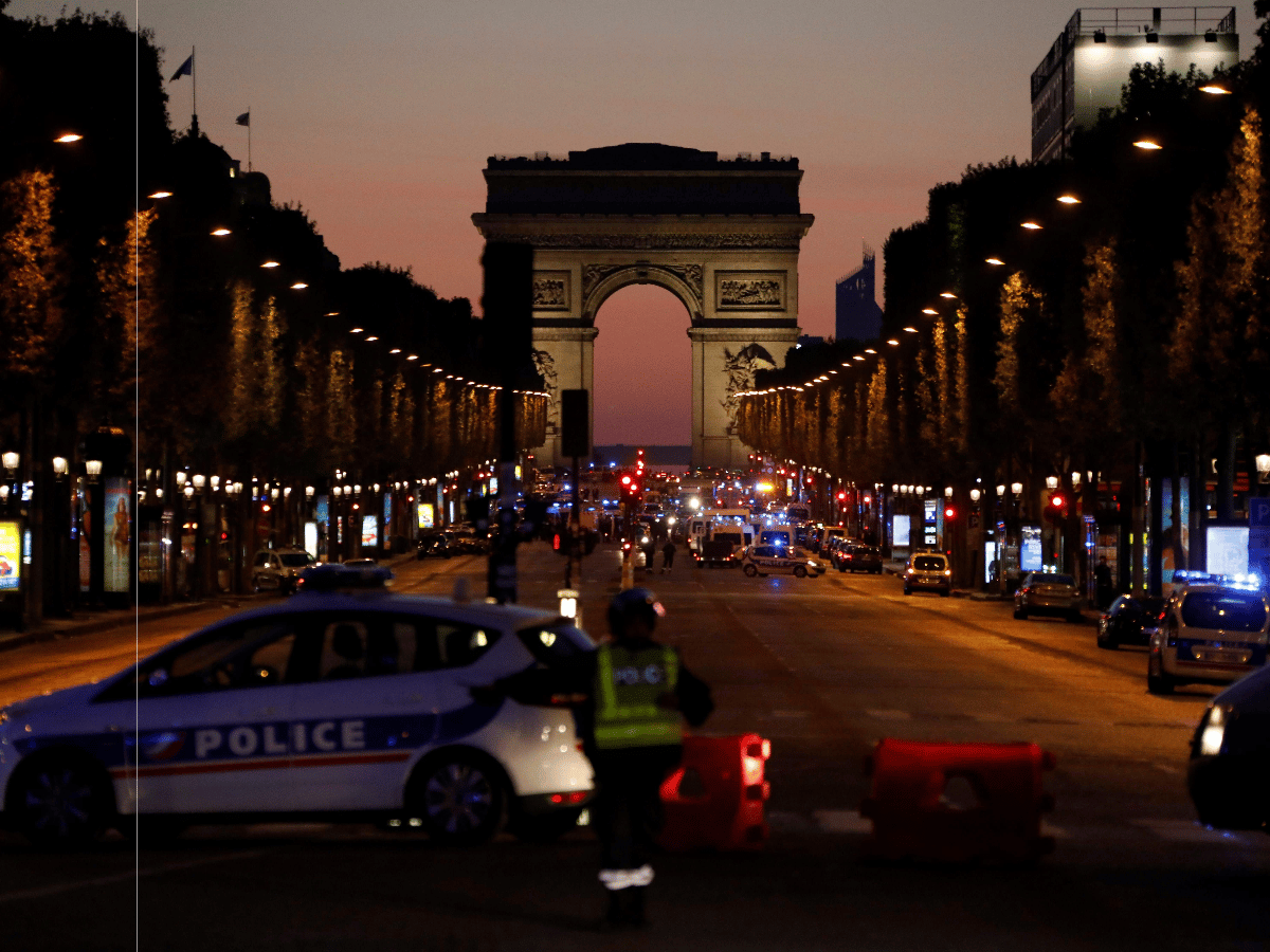 Dos muertos en un tiroteo en el centro de París a tres días de las elecciones