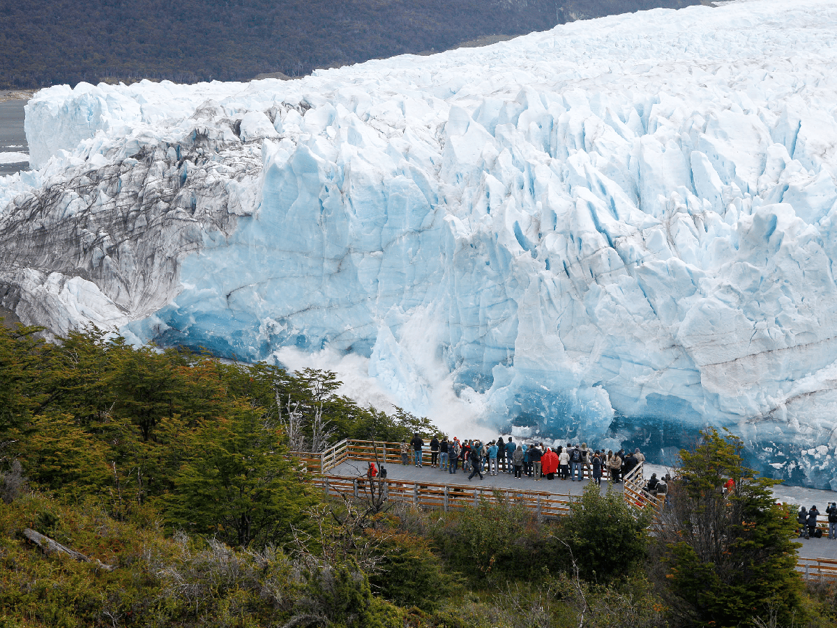 Inició el proceso natural que  deriva periódicamente en la  ruptura del glaciar Perito Moreno   