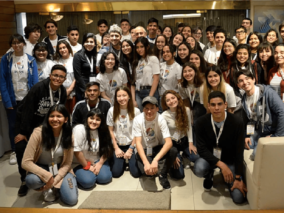 Jóvenes por una Argentina inclusiva: historias y proyectos de adolescentes que sueñan con una sociedad respetuosa de las diversidades
