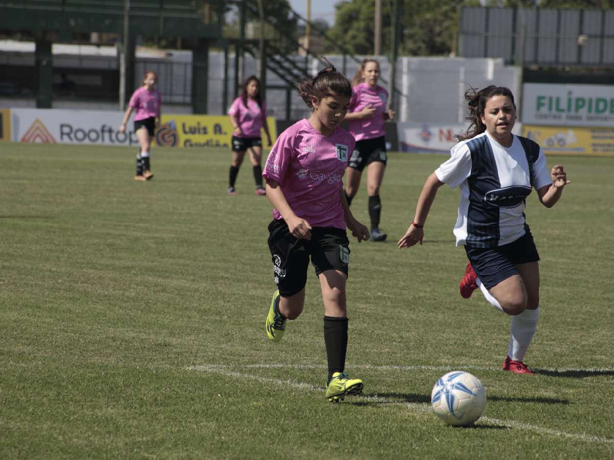 Sportivo organiza torneo de fútbol femenino   