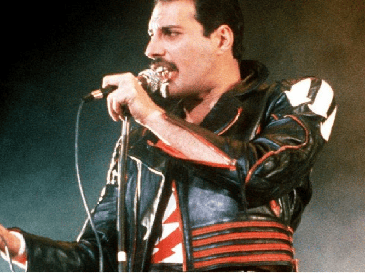 Apareció una versión inédita de "Time Waits For No One" de Freddie Mercury