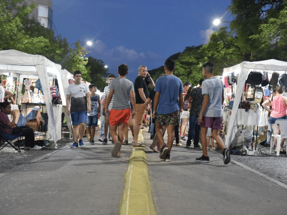 El Paseo de los Artesanos realiza su sexta Feria Solidaria