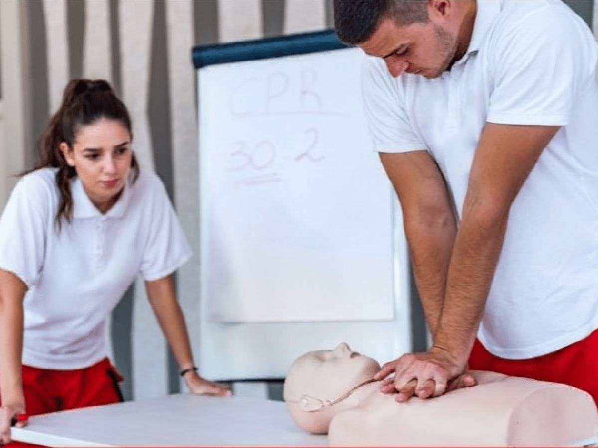 Diciembre, mes para aprender a salvar vidas: habrá cursos de RCP y primeros auxilios