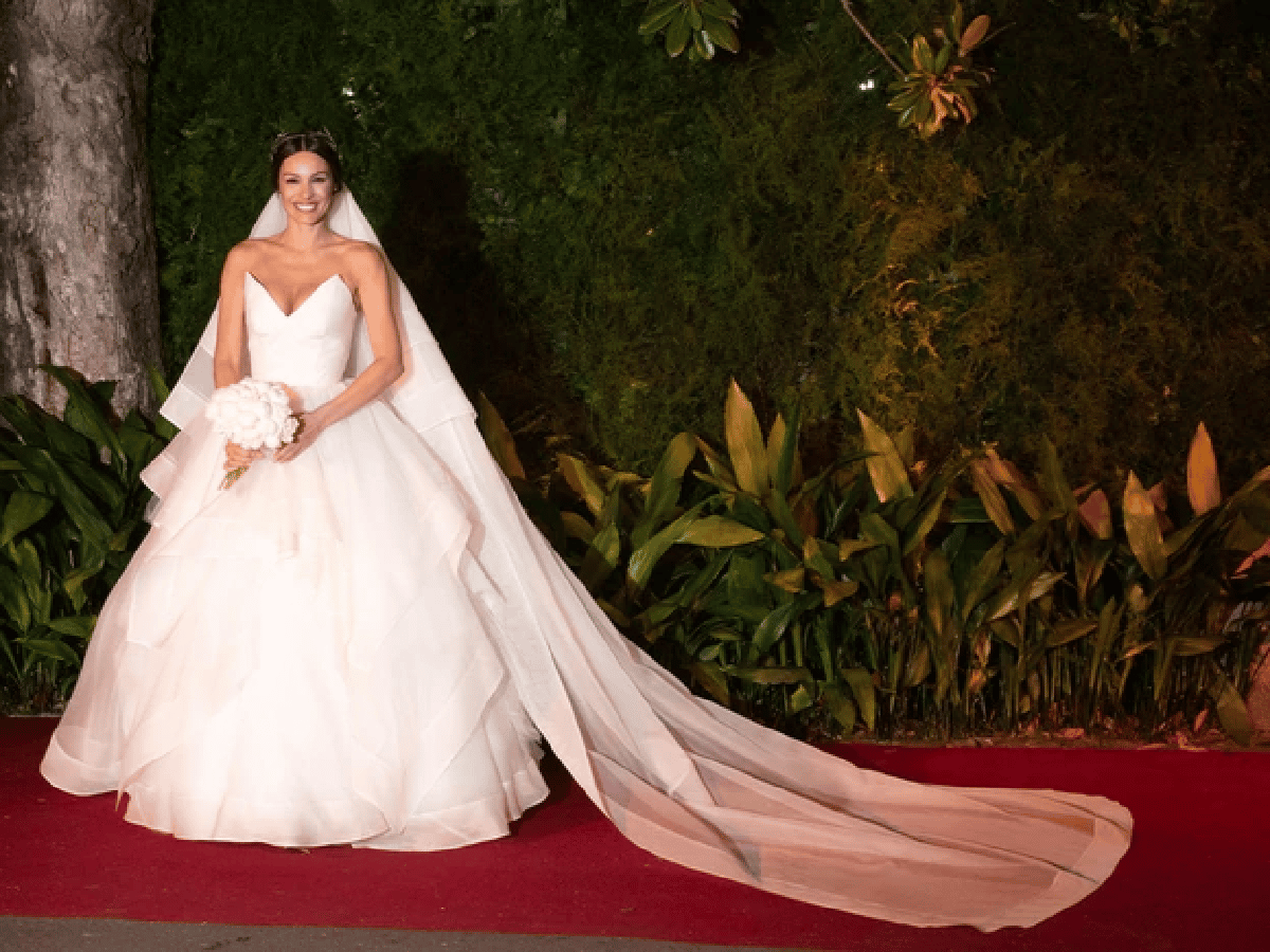 El vestido de Pampita y el look de los invitados a la boda del año