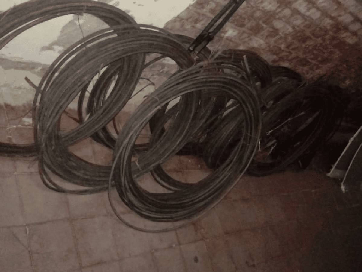 Quebracho Herrado: Robaban cables de alta tensión y los detuvieron