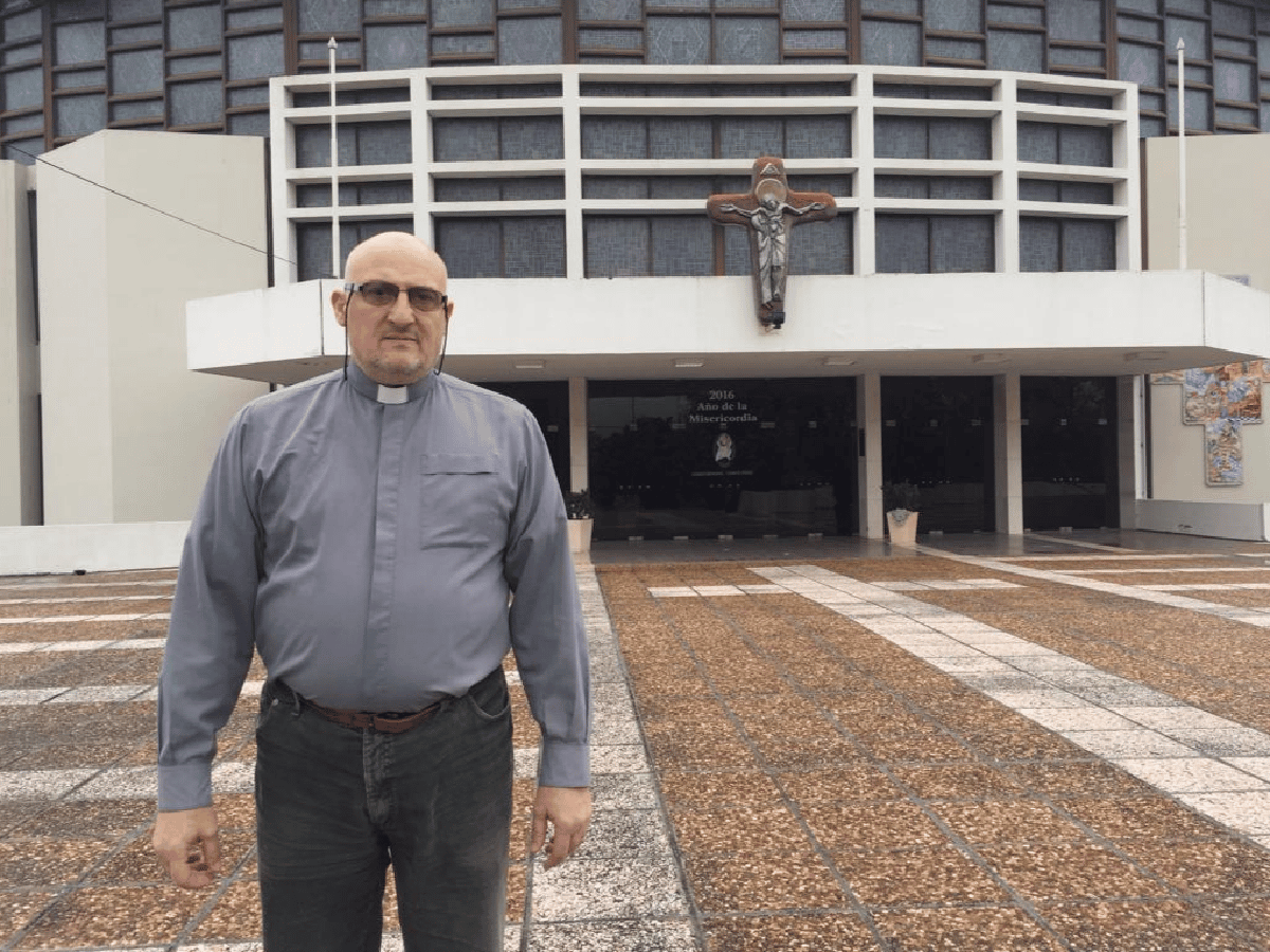 Raúl Martini renunció como párroco de la Catedral 