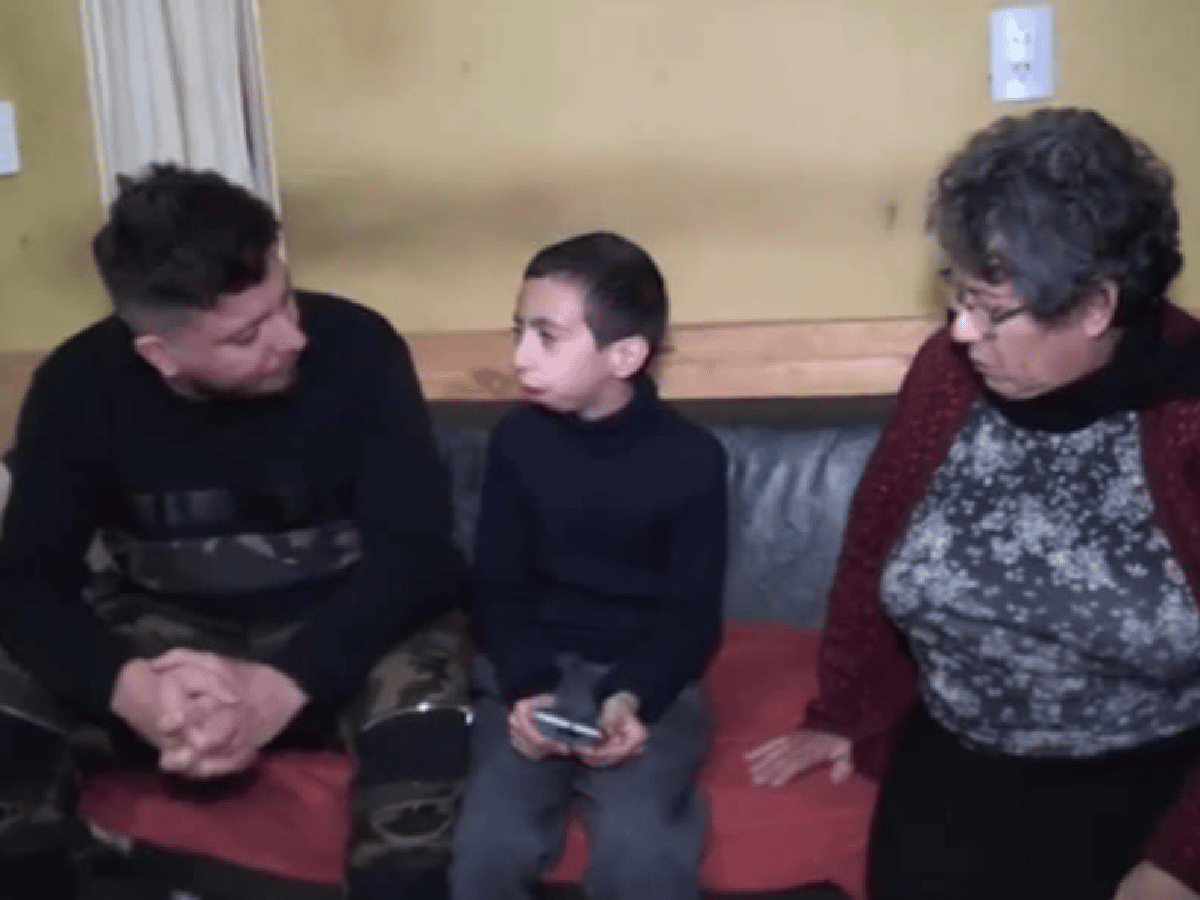 [Video] El conmovedor gesto de Damián Córdoba con Gino, el nene que perdió el celular