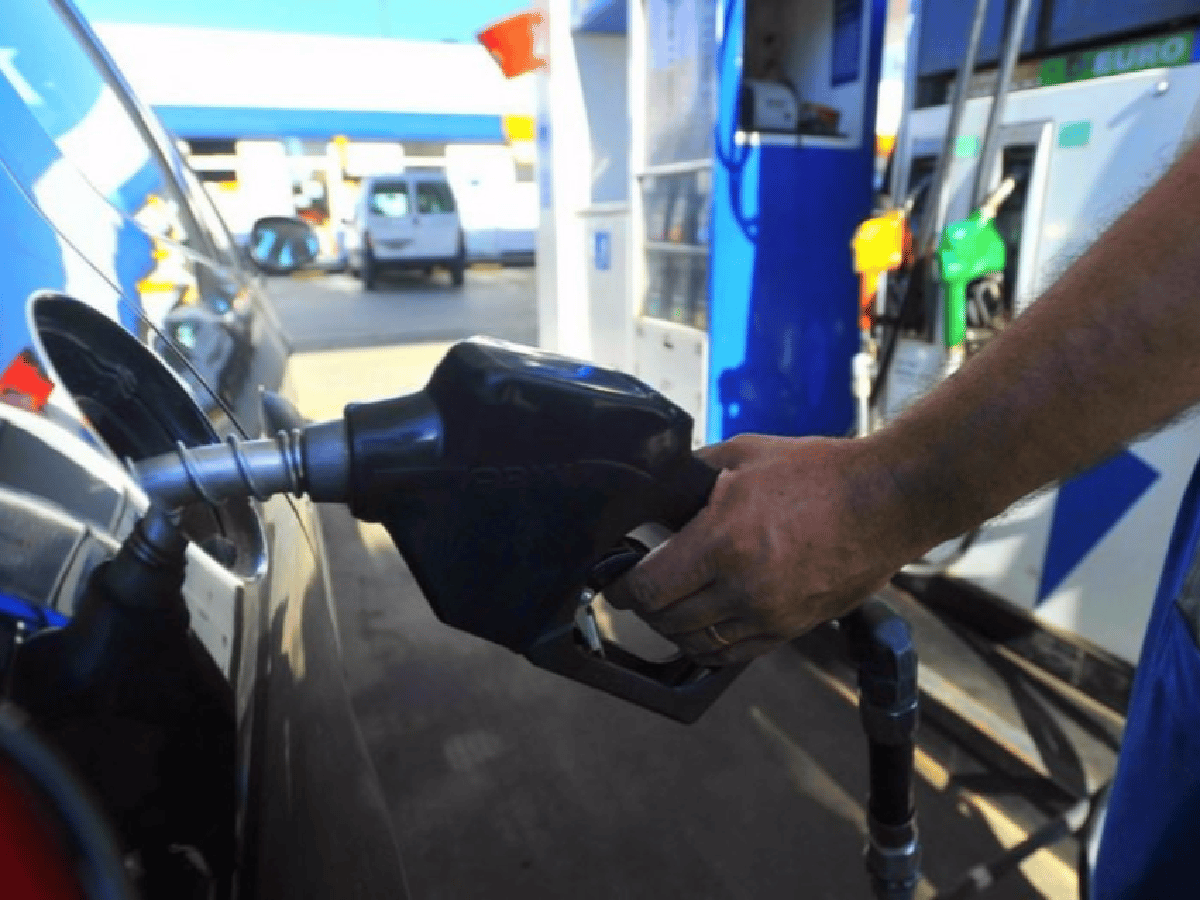 El precio de los combustibles volvió a aumentar y el ajuste ronda el 18 por ciento