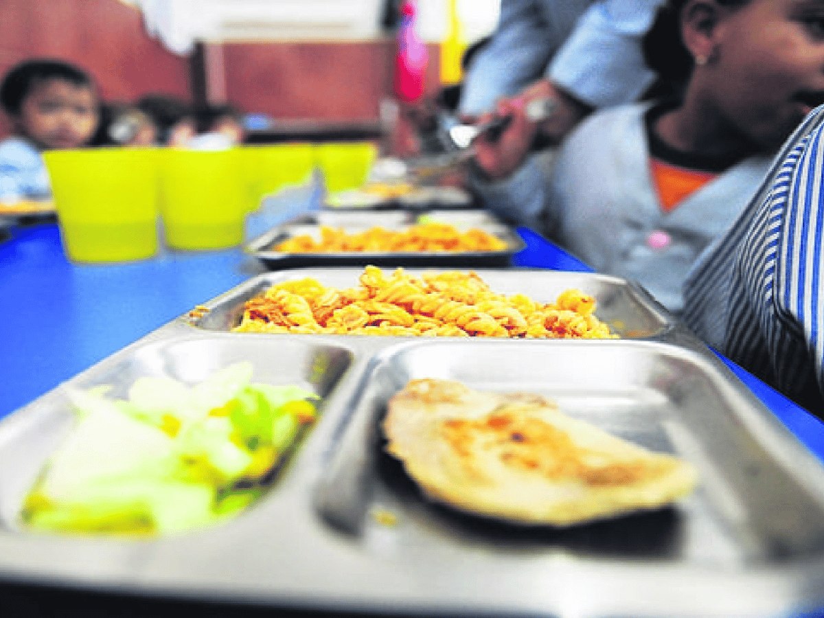 Según la UCA, uno de cada tres chicos argentinos se alimenta en comedores escolares o comunitarios