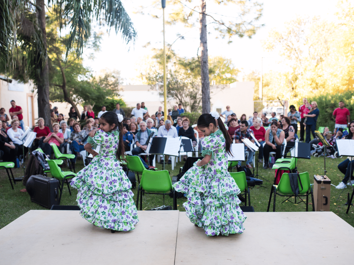 Alma Sachera, el Ballet Patria y la Banda Municipal se presentan en el barrio San Cayetano 
