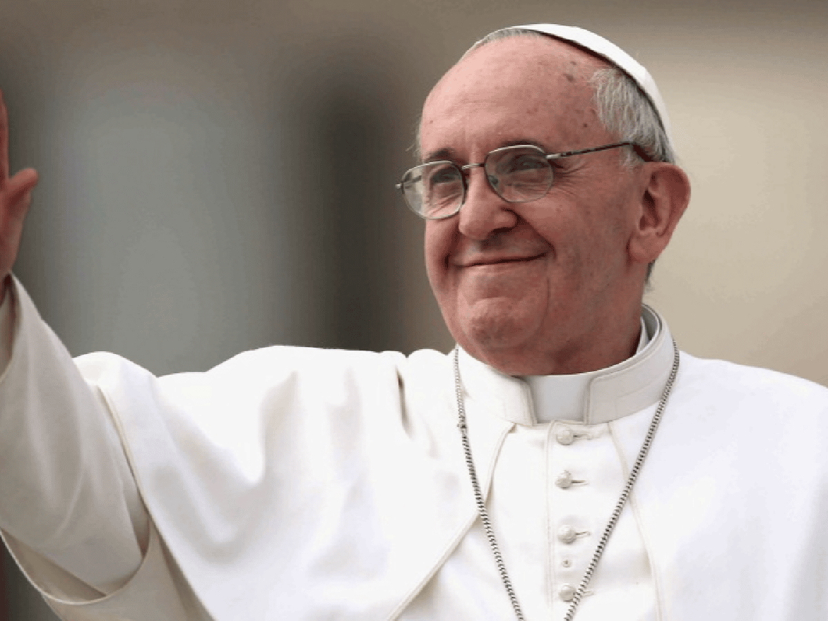 "Tengo ganas de ir, lo veo difícil en 2020", dijo el Papa