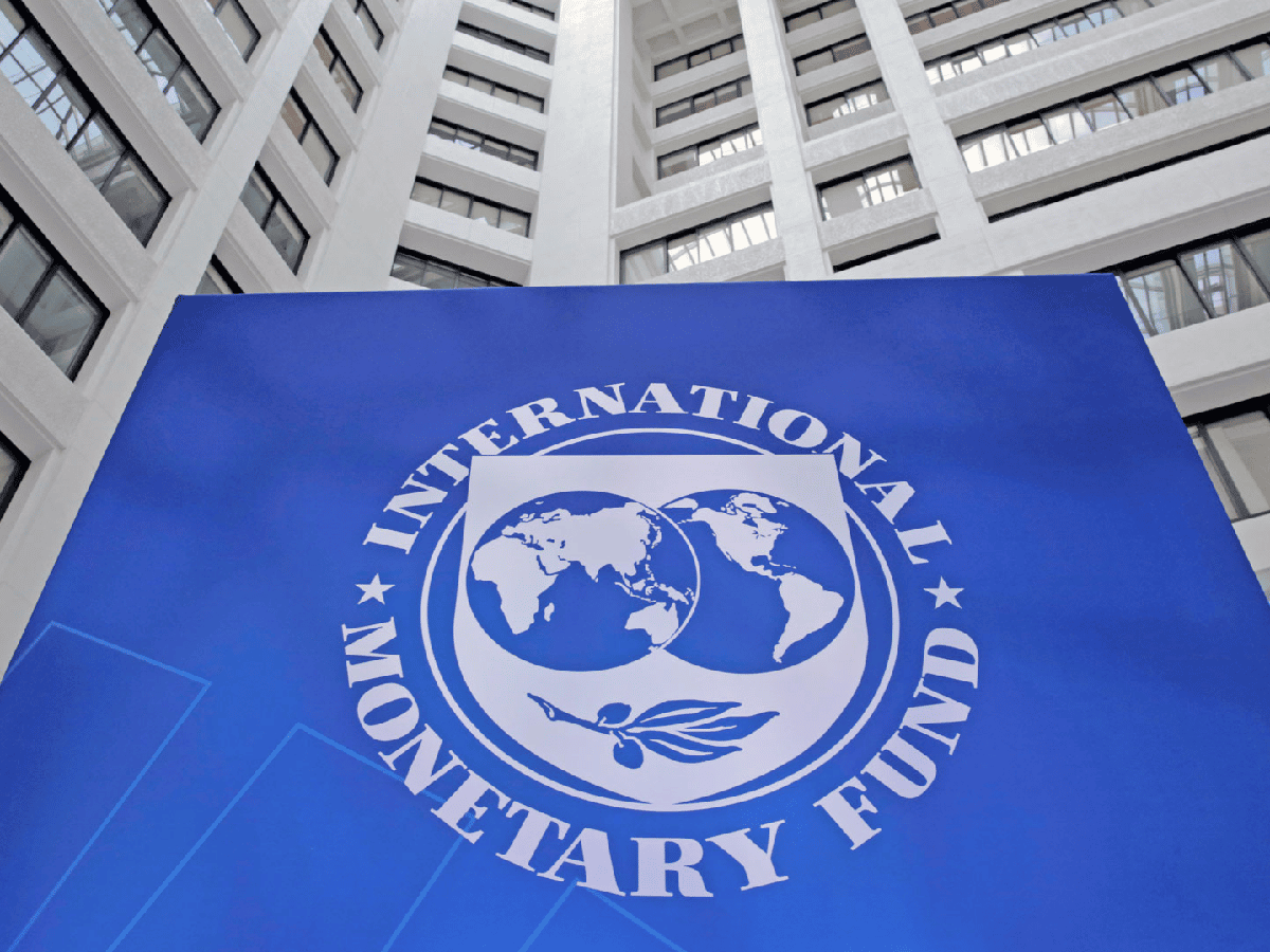 El FMI propone aumentar la edad jubilatoria y bajar el pago de haberes