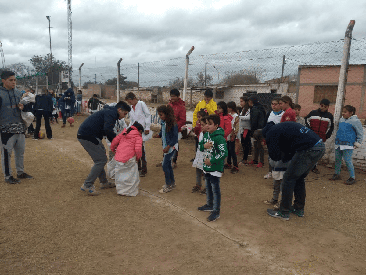 “Amistad Deportiva”: iniciativa de vecinos de Ramona que rompe fronteras