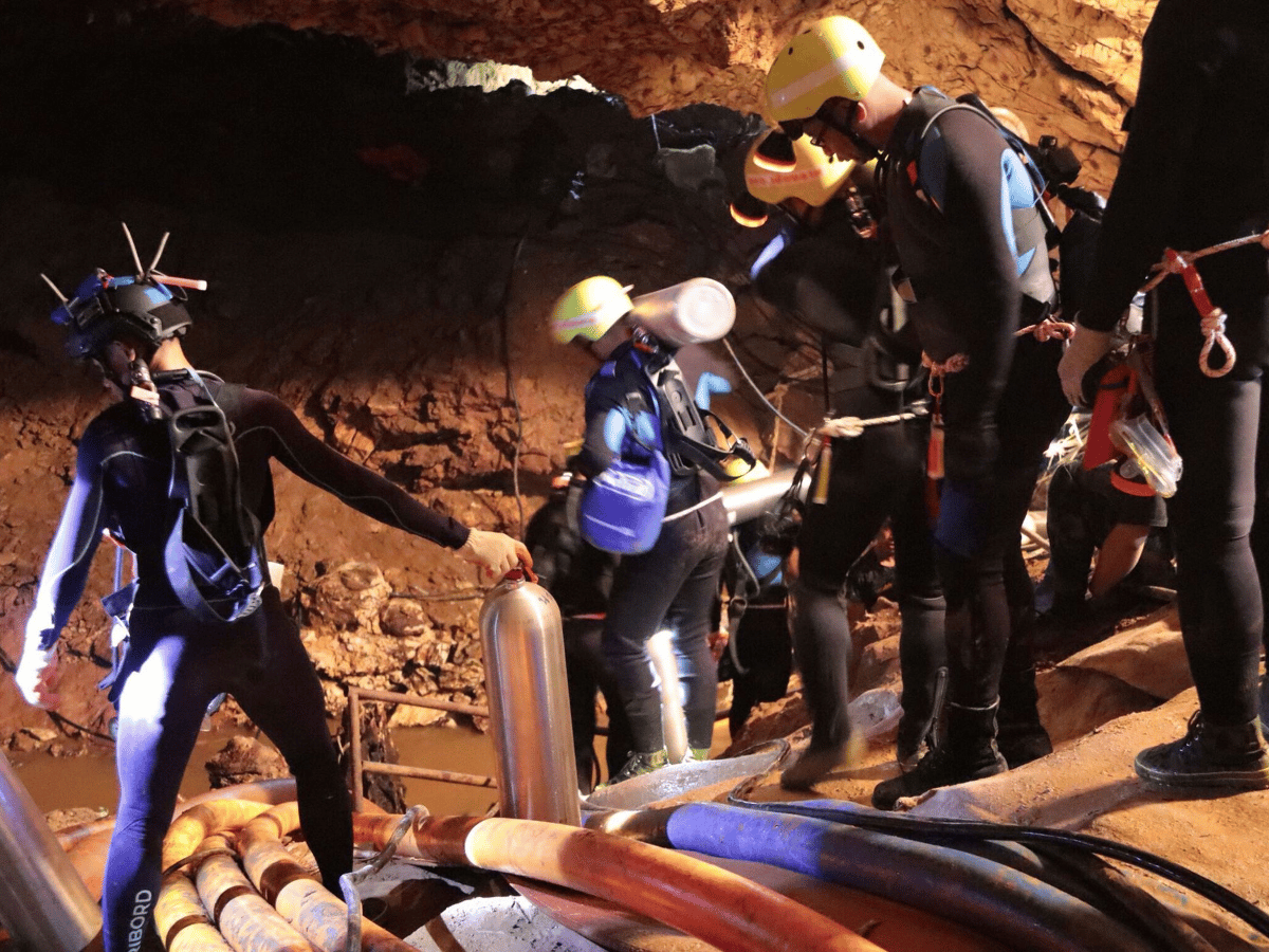 Son ocho los niños rescatados de la cueva en Tailandia
