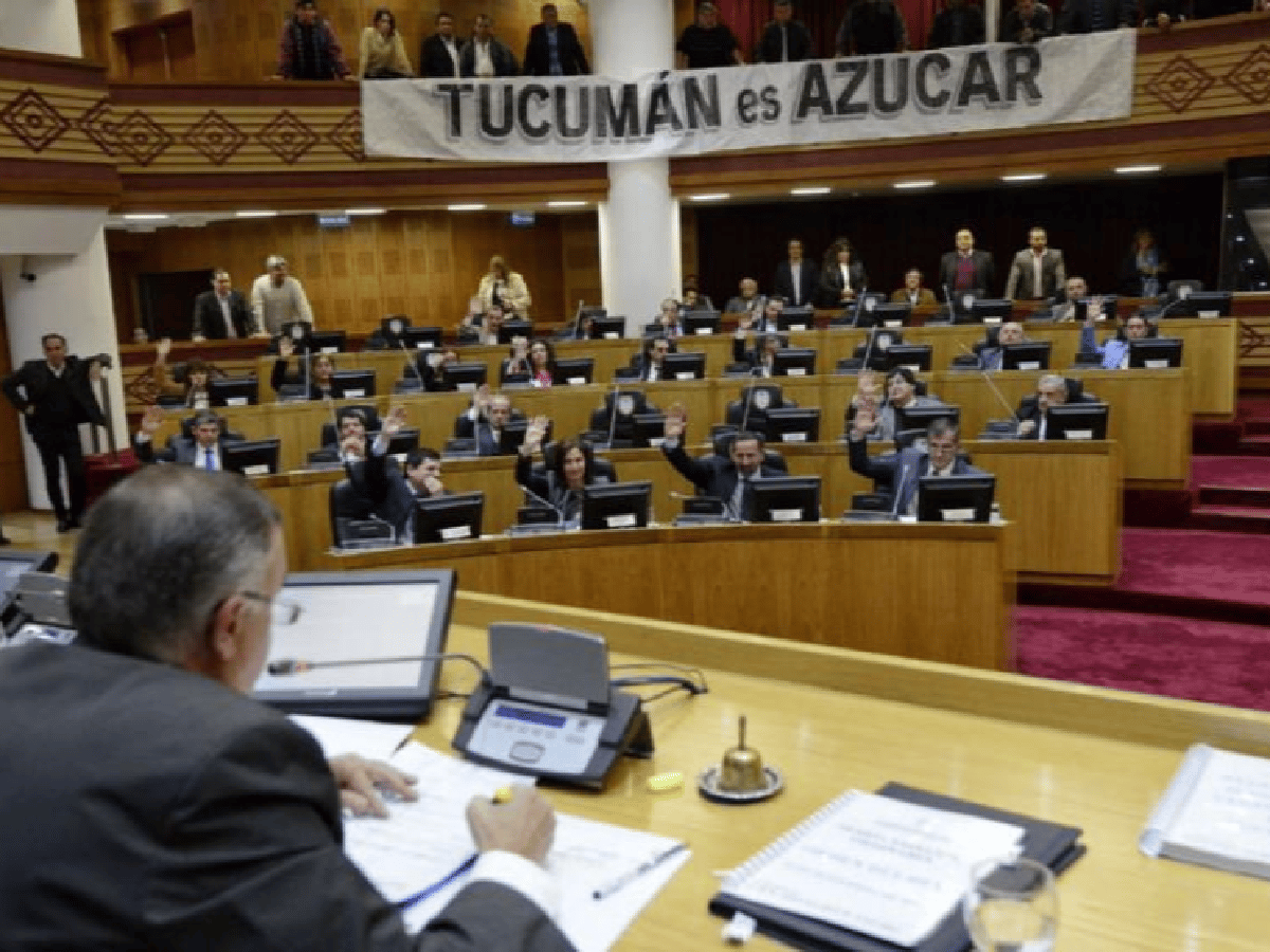 En Tucumán, en venganza proponen prohibir el maní cordobés