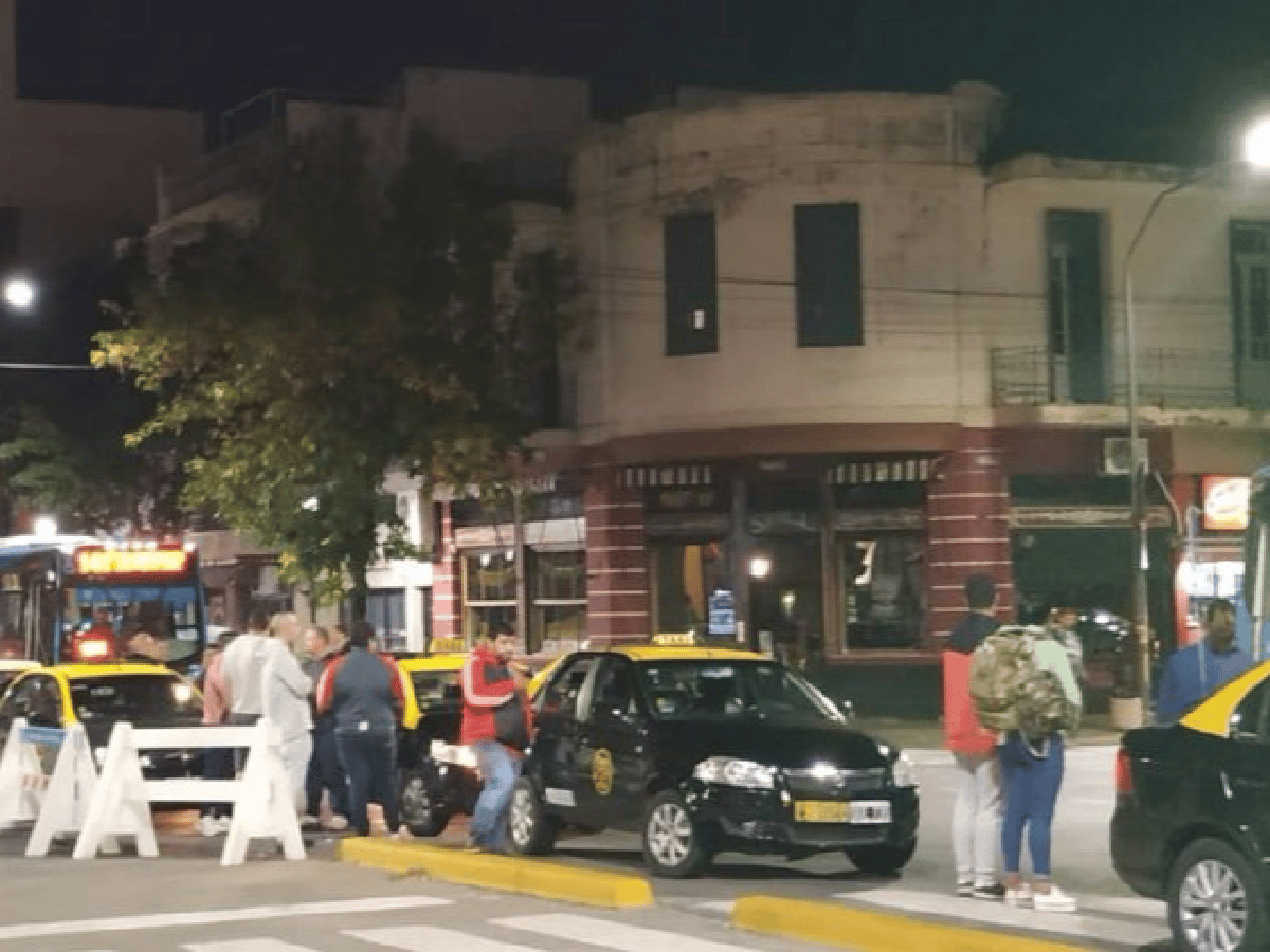 Motochorros mataron a un taxista en Rosario