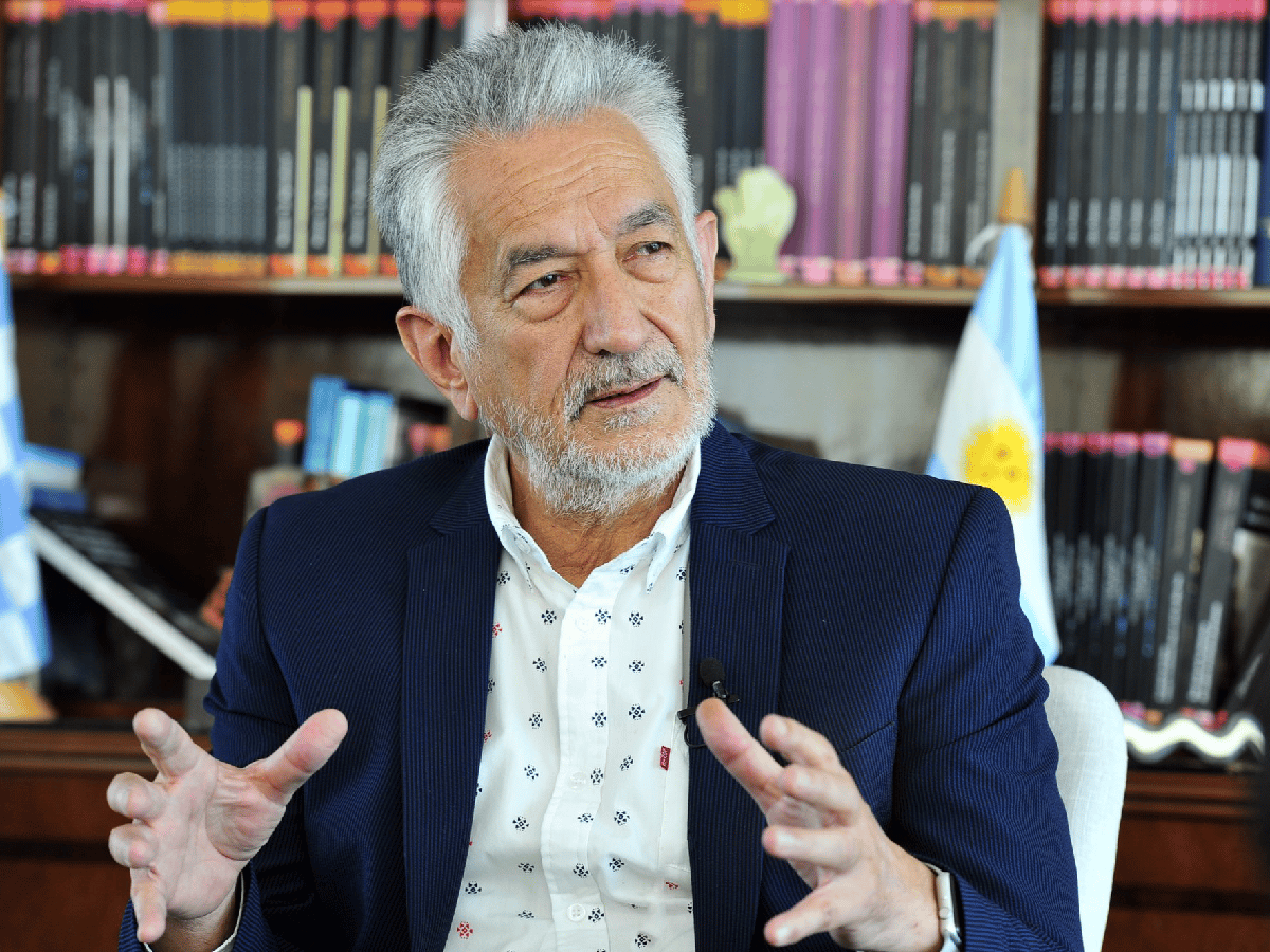 Rodríguez Saá encabezó un acto del kirchnerismo y afirmó que el PJ irá por un "frente electoral"