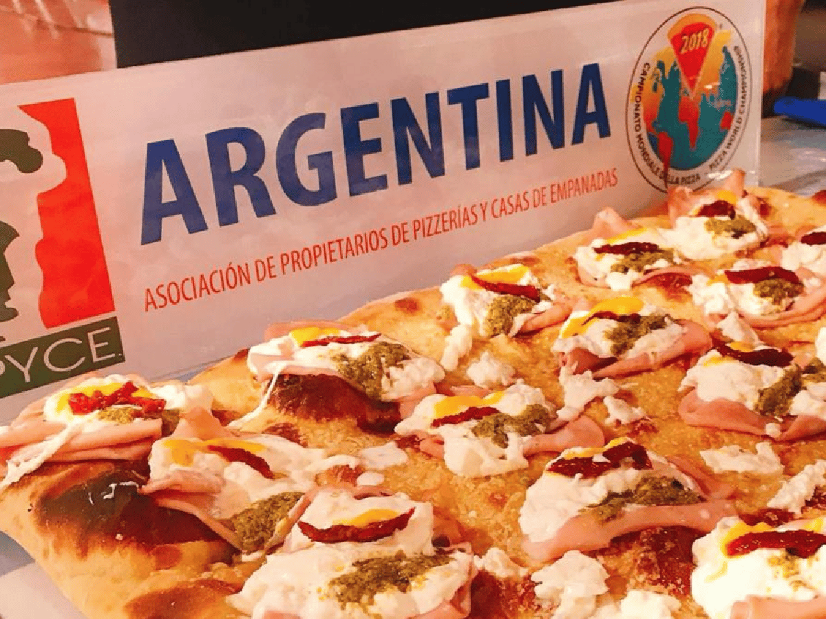 Cuatro argentinos entre los diez mejores pizzeros en un certamen mundial en Italia 