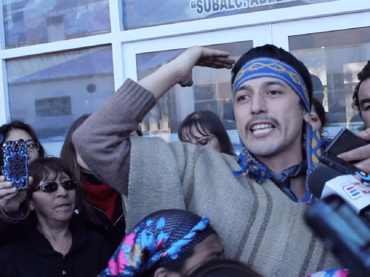 Ordenan detener al hermano del referente mapuche Jones Huala 