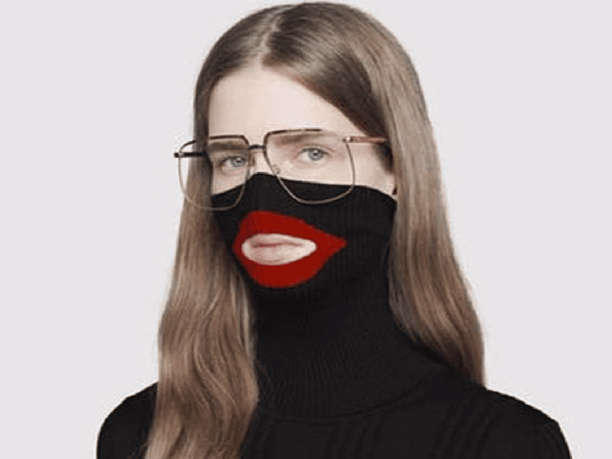 Gucci retiró un suéter negro con labios rojos tras ser acusado de racismo