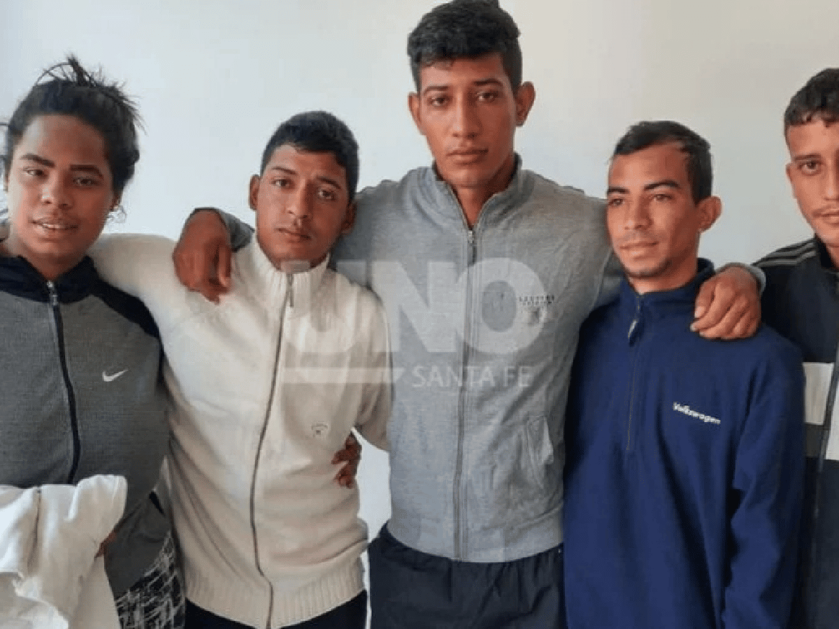Escaparon de Venezuela a pie y se instalaron en Santa Fe en busca de una nueva vida 