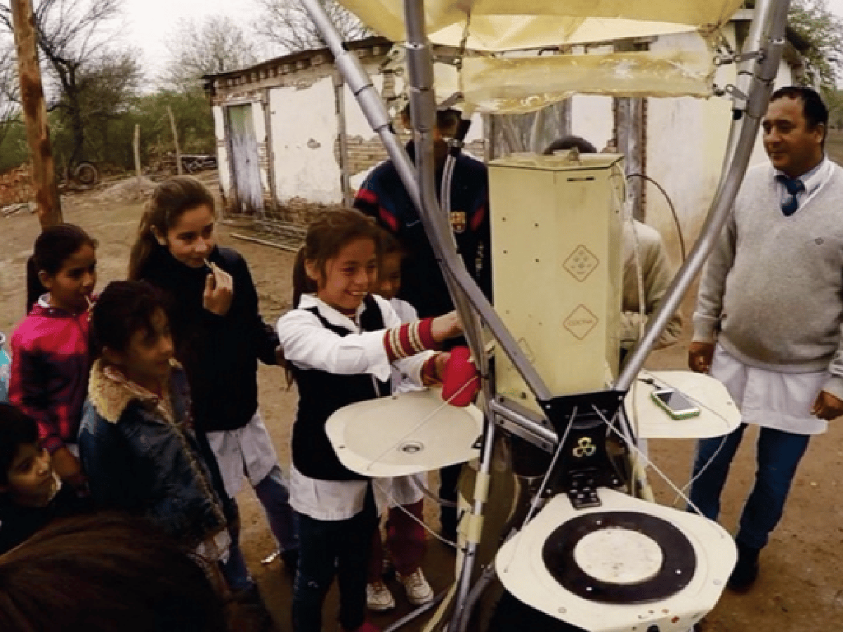 Cordobeses hicieron prototipo que provee agua y energía