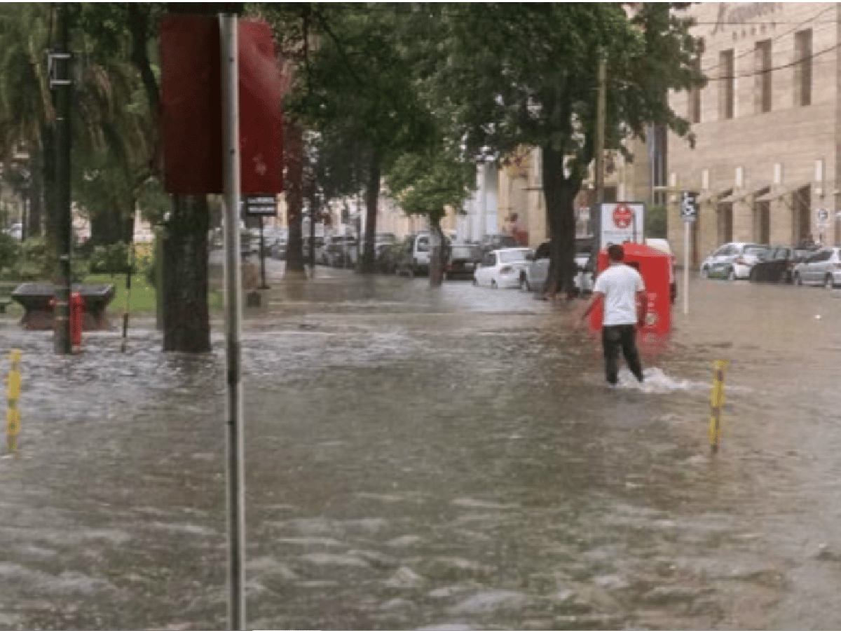 Jujuy: durante la intensa lluvia, un joven murió electrocutado