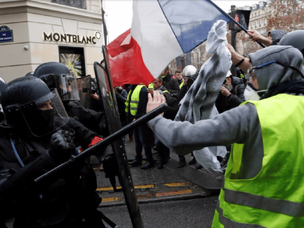 Francia protesta en las calles ante un Gobierno decidido a mantener su reforma jubilatoria