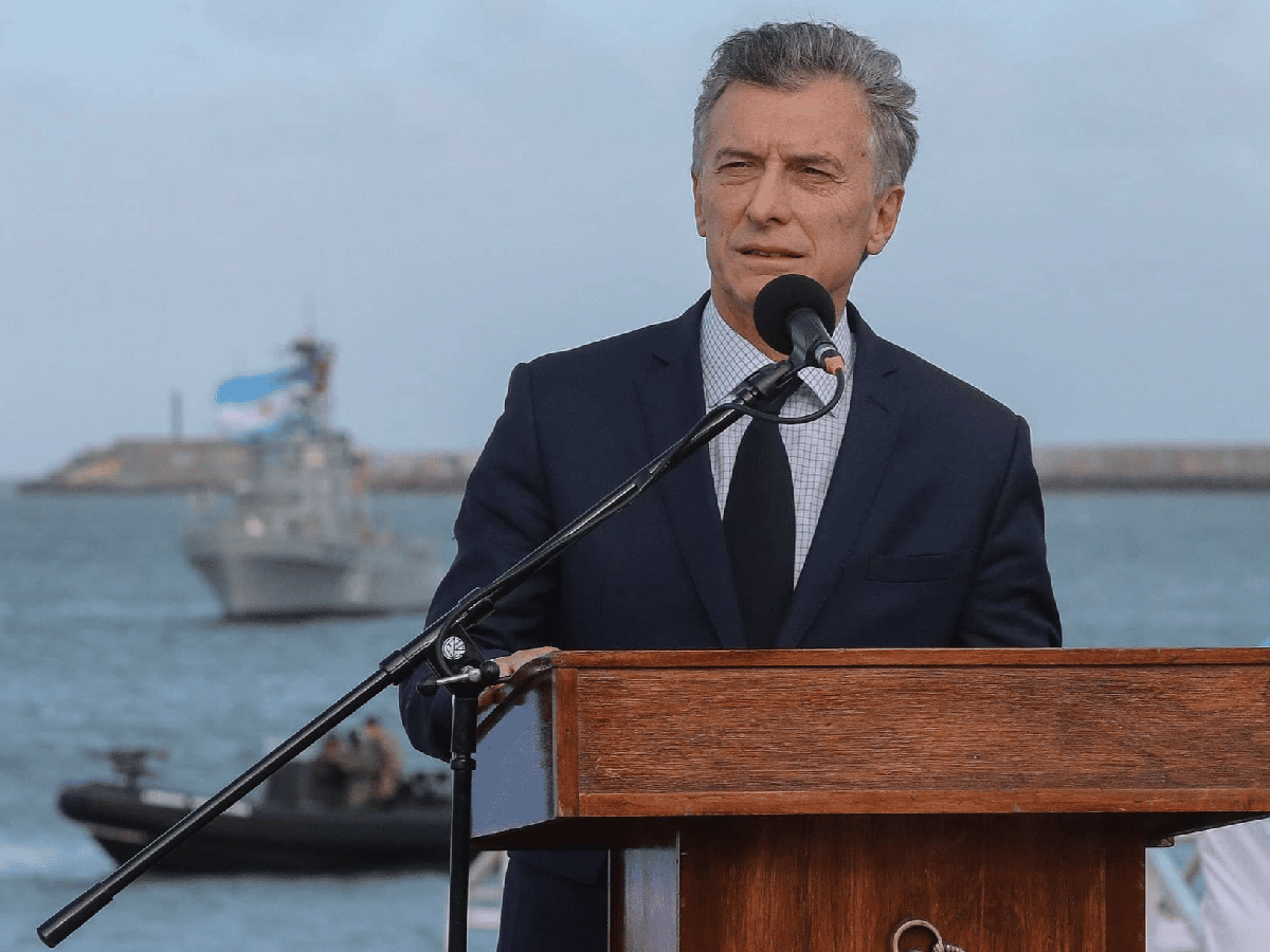 Macri en homenaje a tripulantes del ARA San Juan: "No los vamos a abandonar, seguiremos buscando"