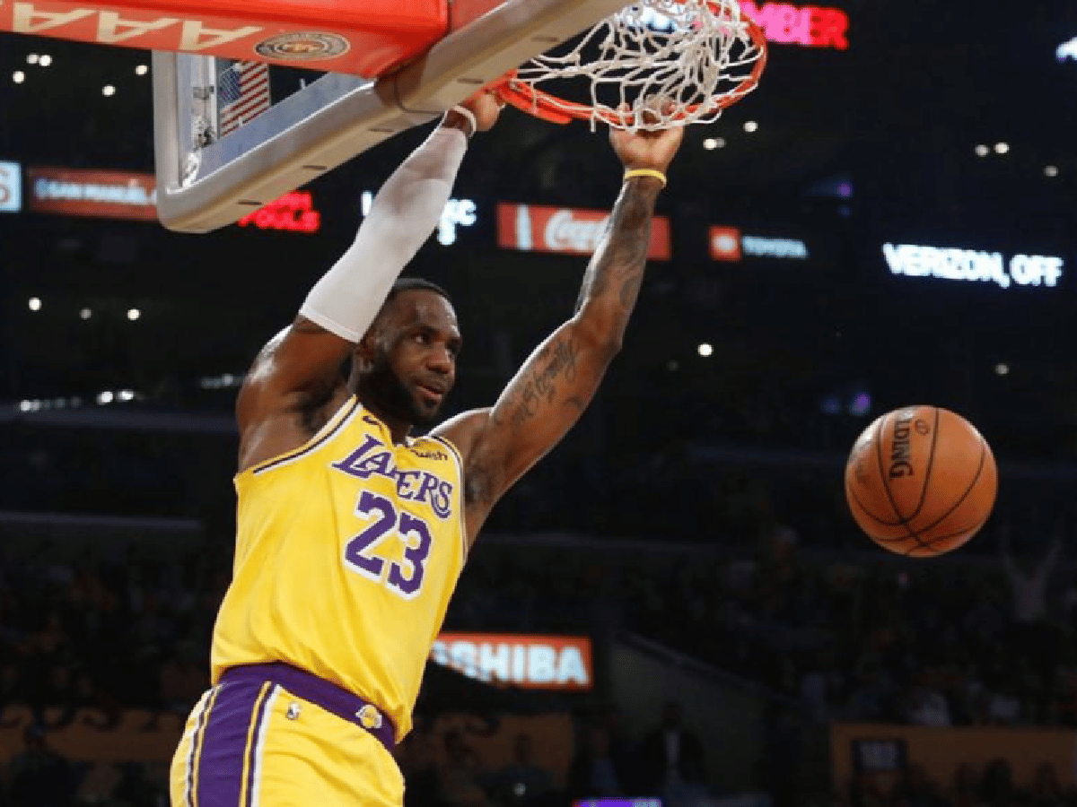 [Video] LeBron James logra un récord en el triunfo de Lakers ante Oklahoma