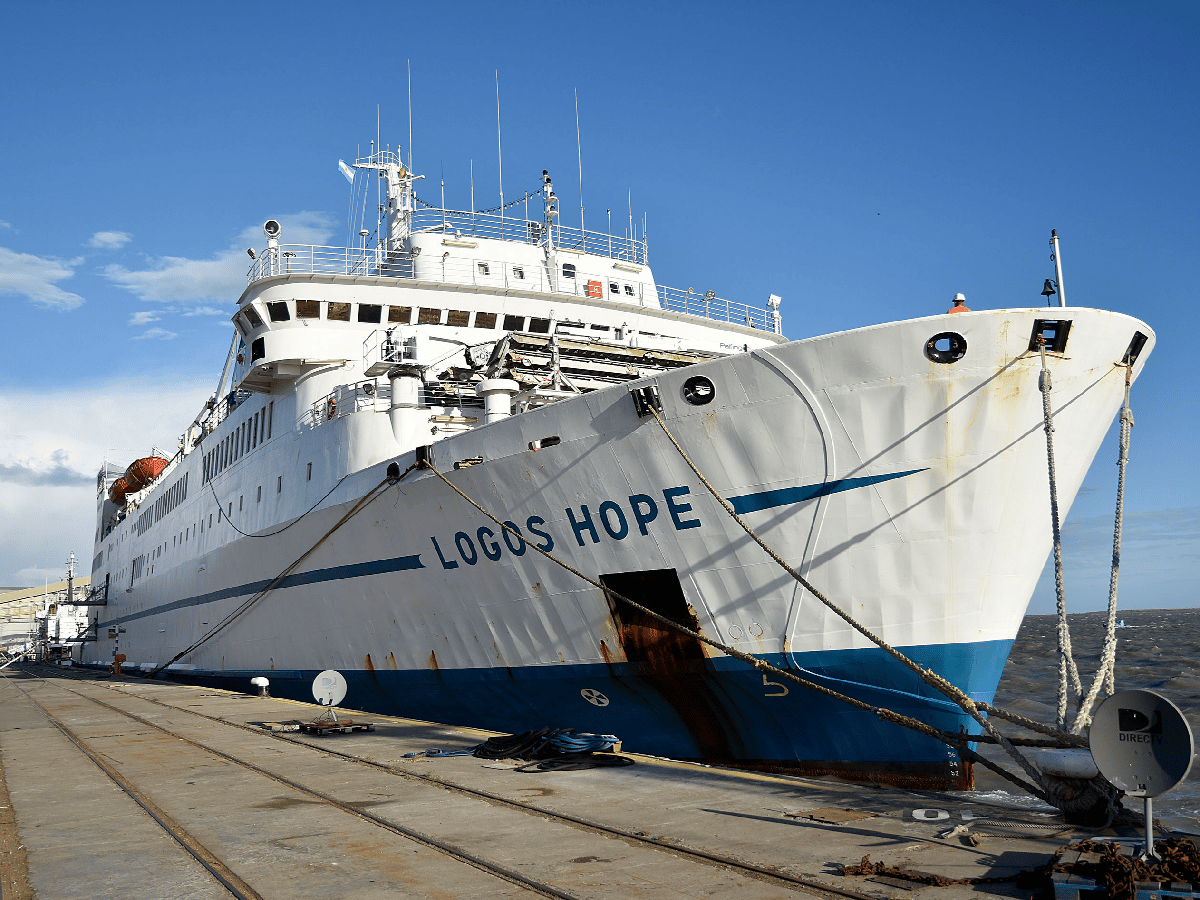 La librería flotante más grande del mundo amarró en el puerto de Bahía Blanca