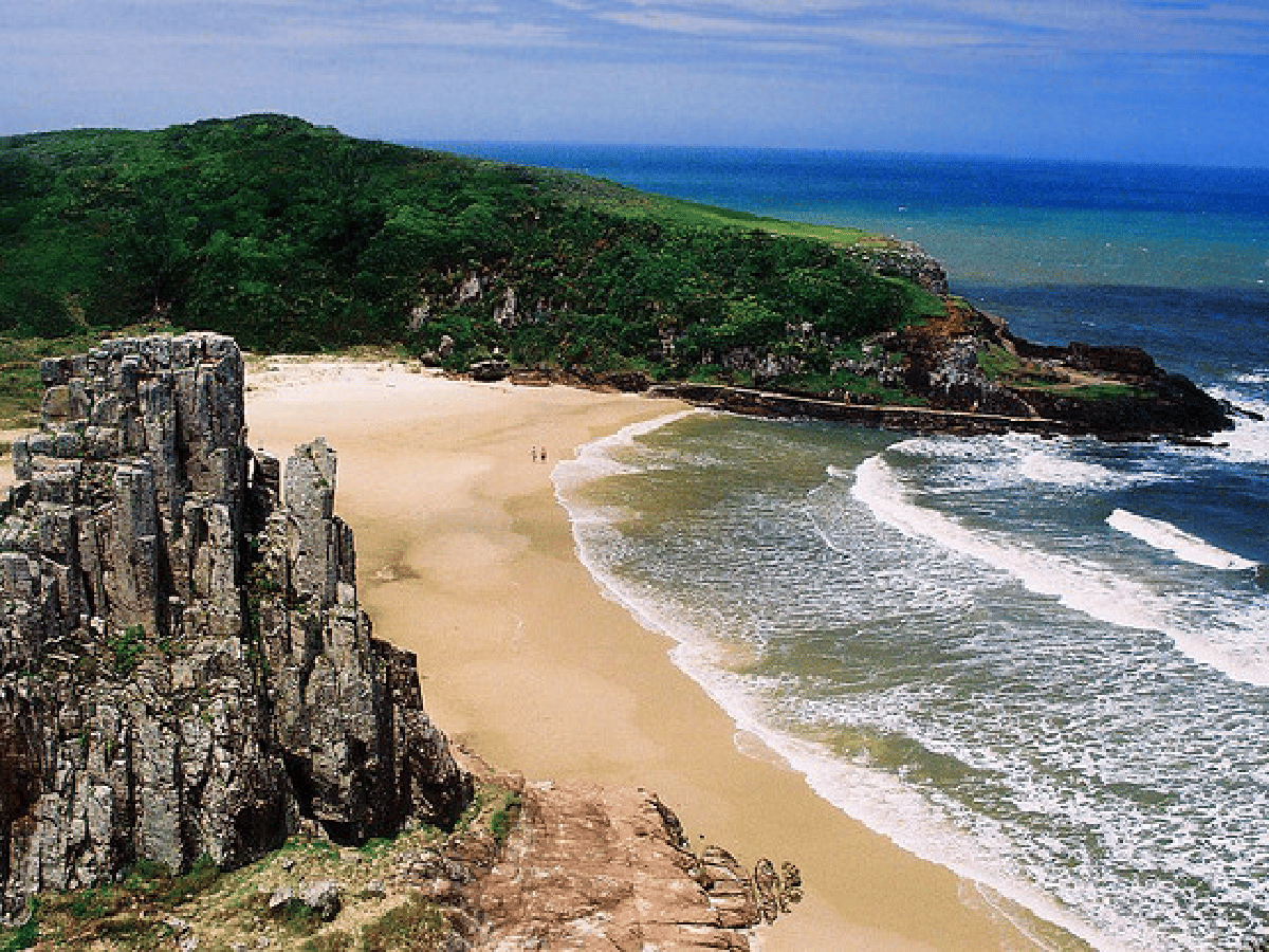 Torres, el balneario del sur de Brasil que cautiva a los argentinos