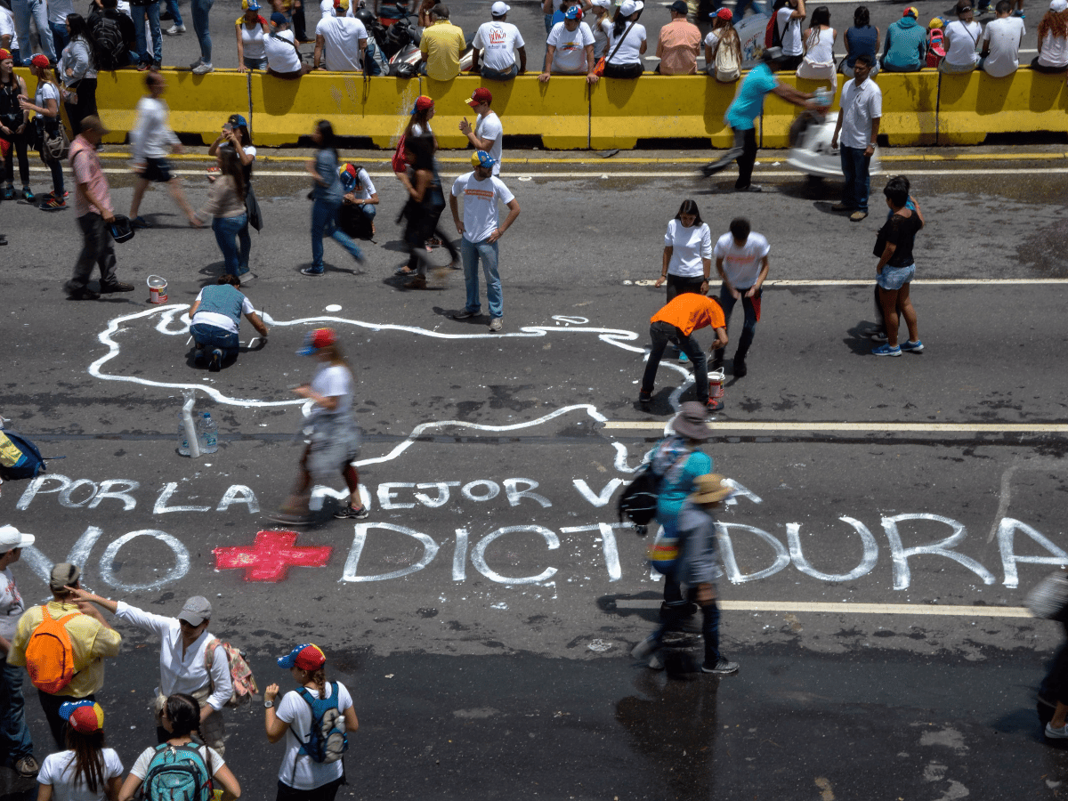 Muere un menor y suben a 40 los muertos en protestas en  Venezuela