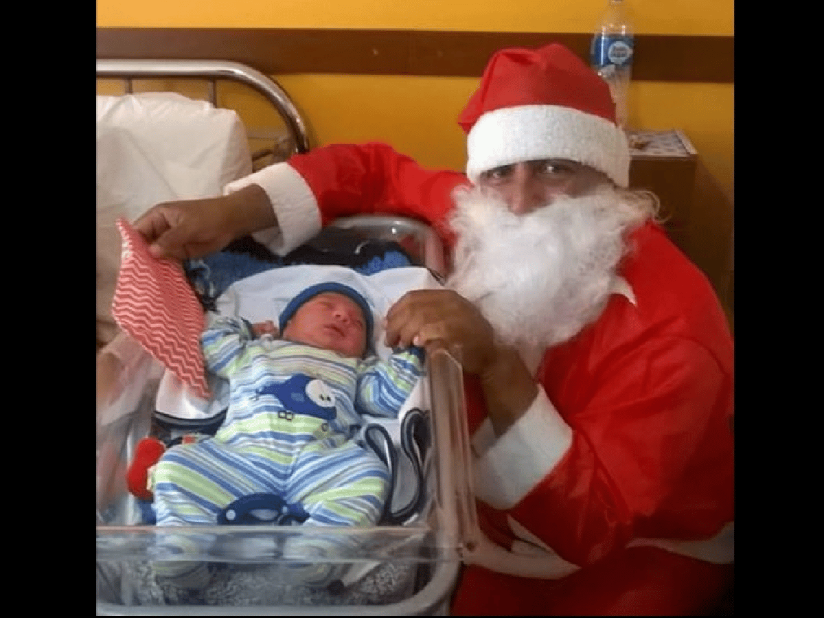 Papá Noel cumplió con los niños del Hospital Iturraspe 