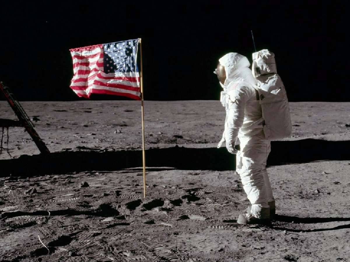 Con emojis, videos y planes para volver a la Luna, se celebra los 50 años de la misión Apolo XI