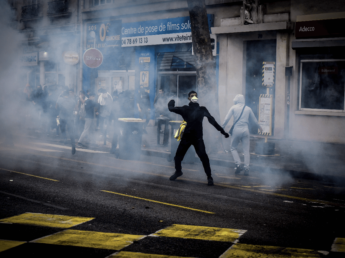 Alerta roja en Francia ante nuevas protestas de los "chalecos amarillos"   